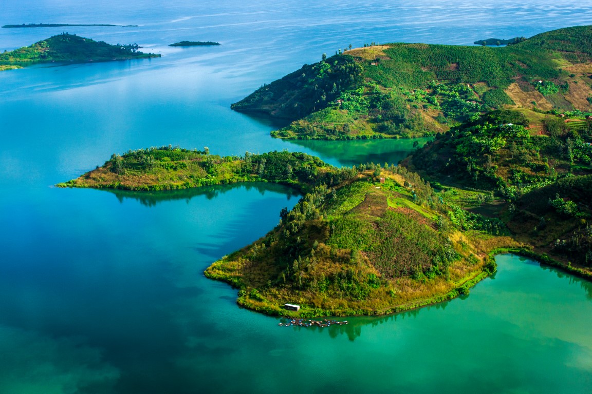 LAKE-KIVU-2-Medium