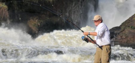 4 days sport fishing and chimpanzee